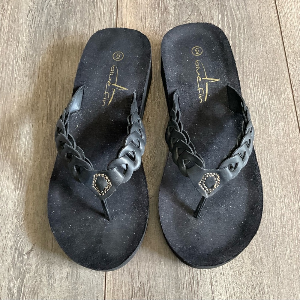 Bluefin Womens Braided Leather Thong Sandals
, Size 6